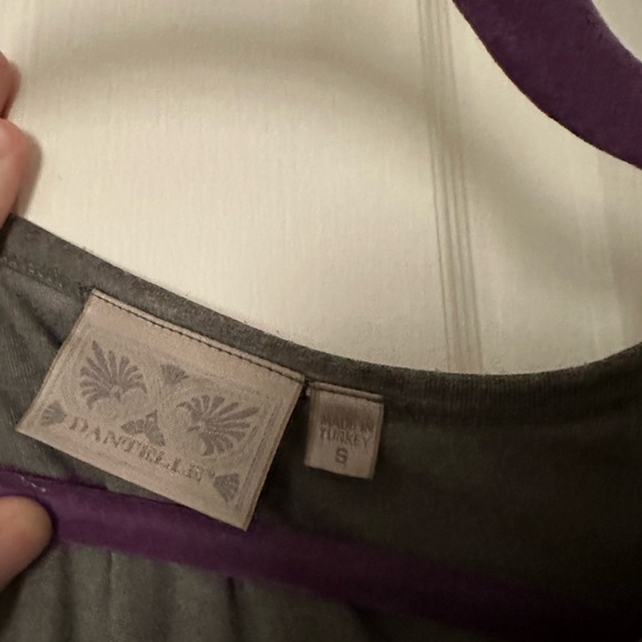 Asymmetrical Ruffle Top - Picture 4 of 5